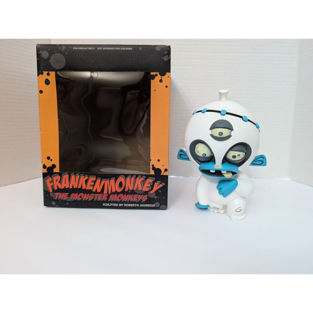 Atomic Monkey 2010 FrankenMonkey White & Blue Vinyl Figure Roberto Jauregui